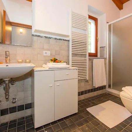 Sleeps 9 Pool 펜션 Belmonte
